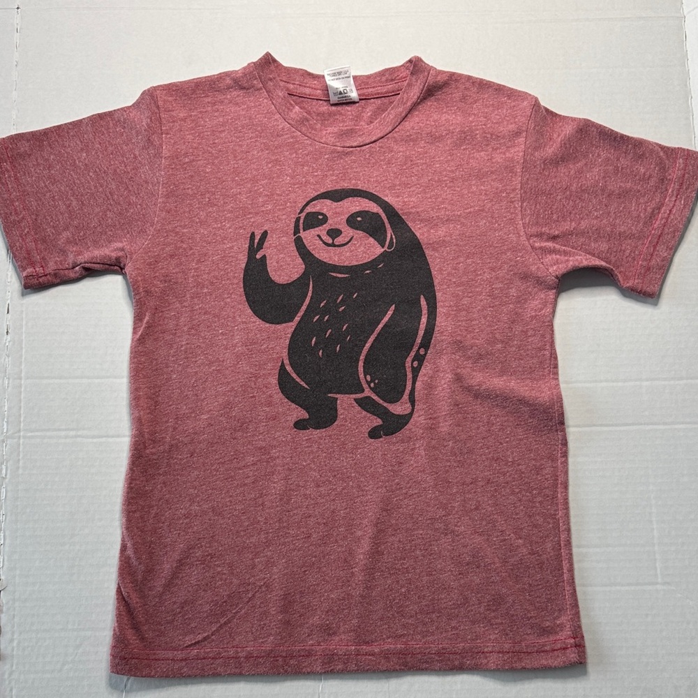 Kids Sloth Graphic T-Shirt - Heather Red EUC